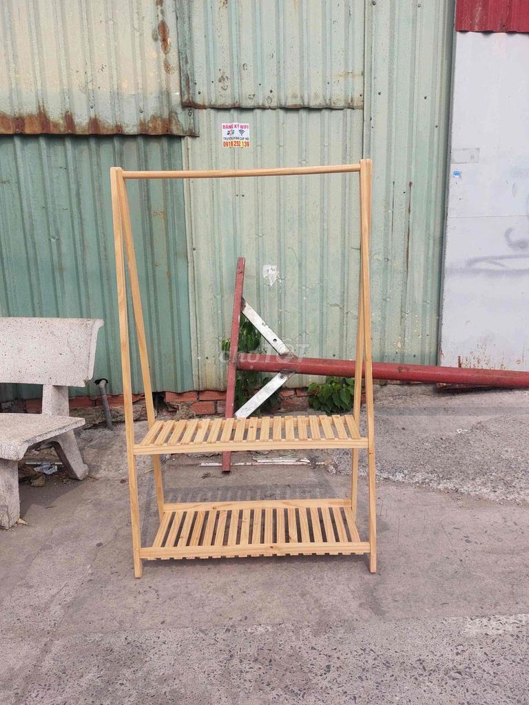 kệ treo quần áo. Mua bán Tủ, kệ gia đình tại Quận Bình Tân Tp Hồ Chí Minh được đăng bởi HÀNG THANH LÝ NỘI THẤT 268 hình 1