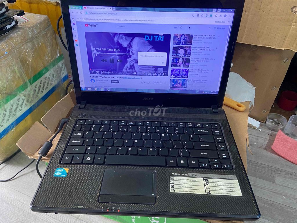 Laptop acer i3 xài văn phòng