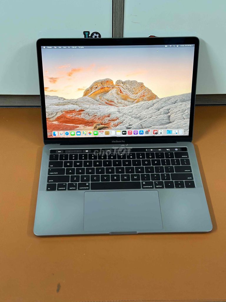 Macbook pro 2019 13' gray Ram 8/128GB, Core i5