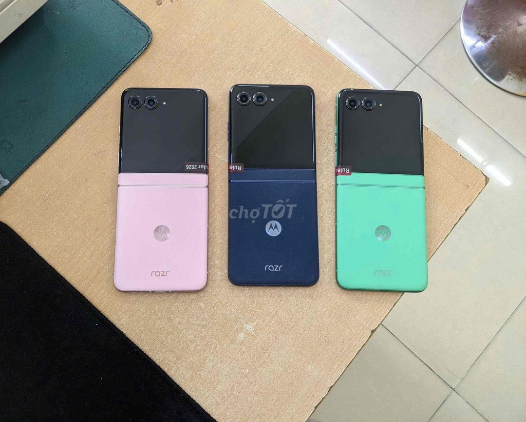 Motorola Razr 60  (8/256gb ) | Motorola razr 2025. Mua bán Điện thoại tại Quận 11 Tp Hồ Chí Minh được đăng bởi Thành Đạt Quận 11 hình 1