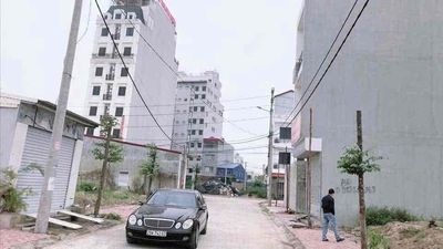 Chính chủ bán 1 cặp đất KD gần chung cư đối diện KCN Quang châu. Mua bán đất tại Huyện Việt Yên Bắc Giang được đăng bởi Thanhtai