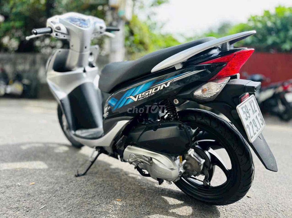 Honda Vision Fi - BSTP - Cavet theo xe đầy đủ. Mua bán Xe máy tại Quận Tân Phú Tp Hồ Chí Minh được đăng bởi Phan Văn Thức hình 4