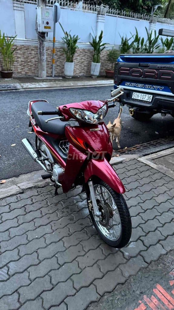 Future 1 2004 form mới. Fu 1. Mua bán Xe máy tại Quận Bình Thạnh Tp Hồ Chí Minh được đăng bởi Quyphan hình 5