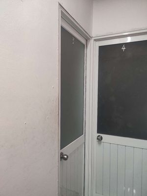 Cho thuê phòng trọ trong nhà mặt tiền đường. Cho thuê phòng trọ tại Huyện Hóc Môn Tp Hồ Chí Minh được đăng bởi Kết bạn Zalo với mình nhé 
