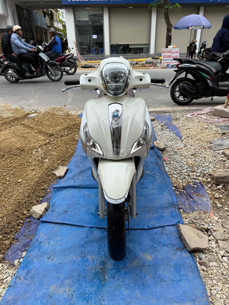 Piaggio Medley 125 abs máy iget dky 2017. Mua bán Xe máy tại Quận Ngô Quyền Hải Phòng được đăng bởi Dương Vũ hình 3
