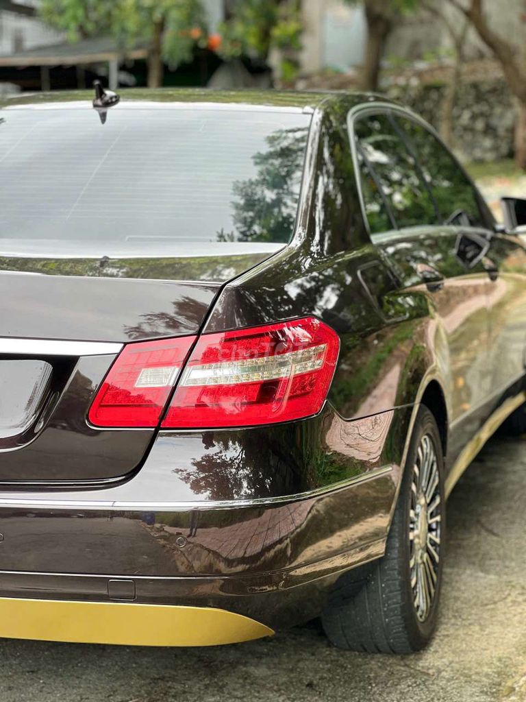 Hàng tốt - Mercedes Benz 2010 E250 AMG. Mua bán Ô tô tại Thành phố Thuận An Bình Dương được đăng bởi Xe zin hình 7