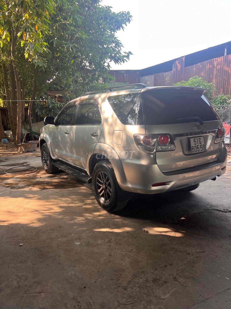 Toyota Fortuner 2015 2.7V 4x2 AT - 120000 km