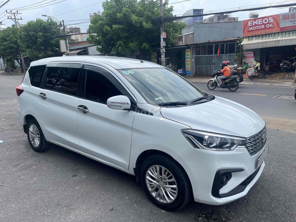 Suzuki Ertiga 2019 GLX 1.5 AT - 135000 km