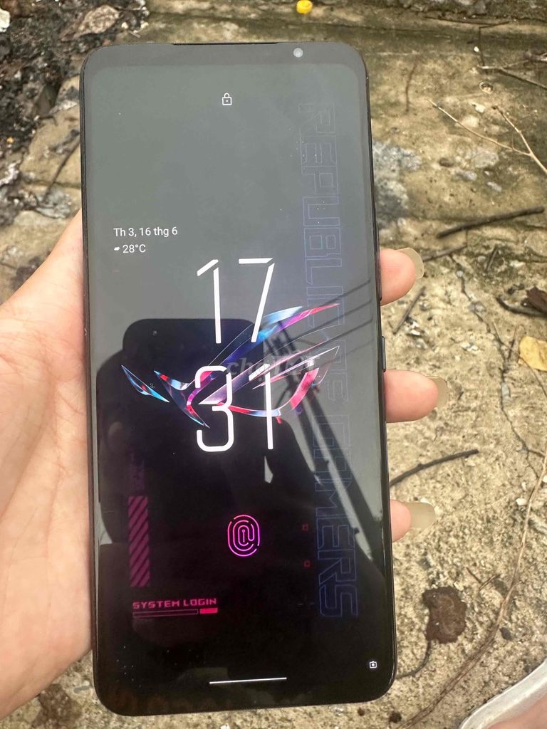 Asus ROG Phone 6 12GB/256GB Đen 97%. Mua bán Điện thoại tại Huyện Bình Chánh Tp Hồ Chí Minh được đăng bởi Lâm hình 1