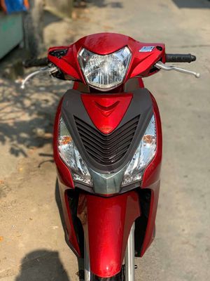 Honda Vision 2017 màu Đỏ. Mua bán Xe máy tại Quận Ô Môn Cần Thơ được đăng bởi Long 