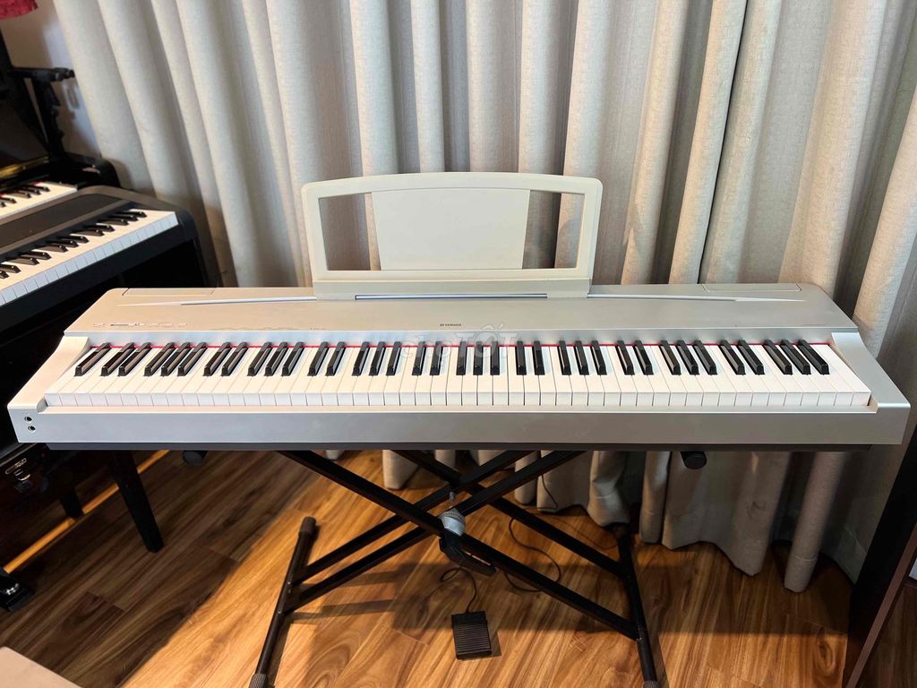 Piano Nhật Yamaha p70 đẹp zin nguyên bản