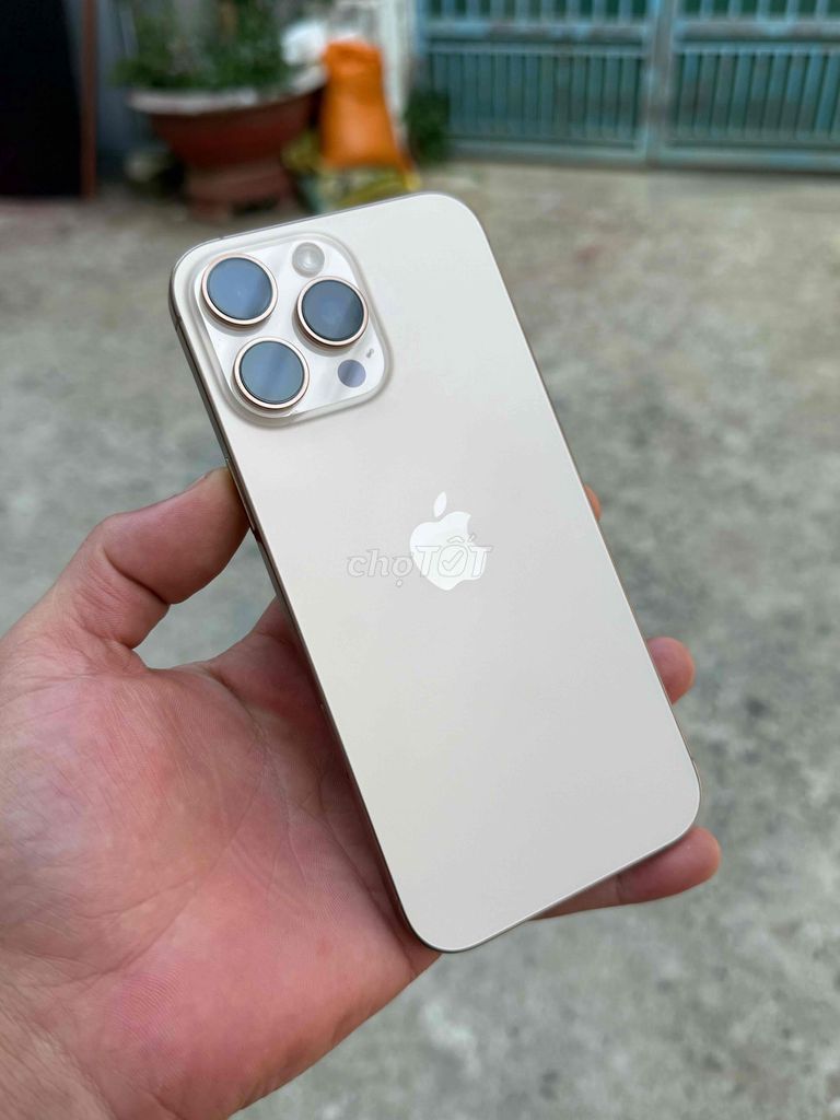 Apple iPhone 16 Pro Max 256GB Vàng VN/A. Mua bán Điện thoại tại Thành phố Đà Lạt Lâm Đồng được đăng bởi LỘC ĐÀ LẠT hình 1