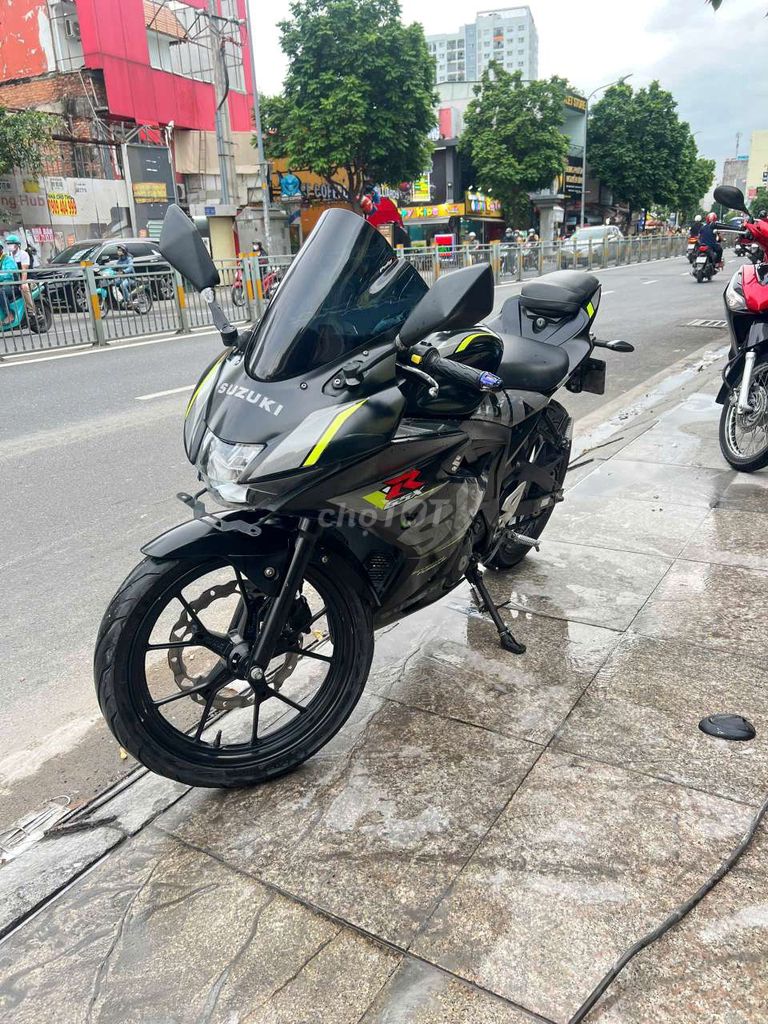 Suzuki GSX 150 2020 mới 90% biển số 83. Mua bán Xe máy tại Quận Tân Phú Tp Hồ Chí Minh được đăng bởi Tuanduy hình 1
