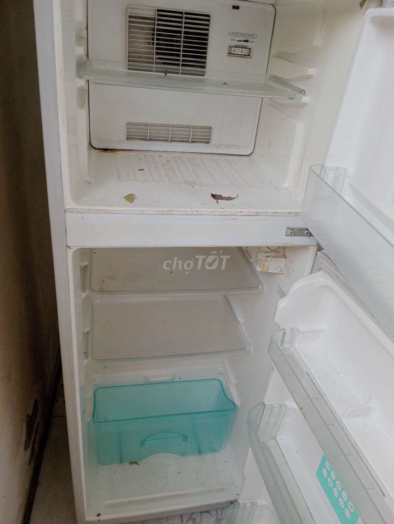 Tủ lạnh Toshiba Trắng. Mua bán Tủ lạnh tại Quận Bình Thạnh Tp Hồ Chí Minh được đăng bởi Nguyễn Duy Phong hình 1
