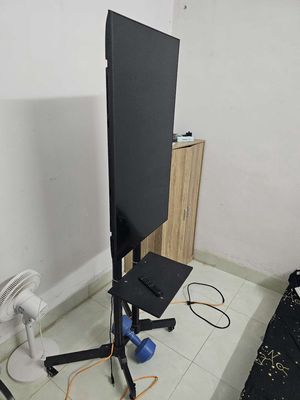 Ti vi QLED Samsung QA43Q60BAKXXV. Mua bán Tivi, Âm thanh tại Thành phố Buôn Ma Thuột Đắk Lắk được đăng bởi tài