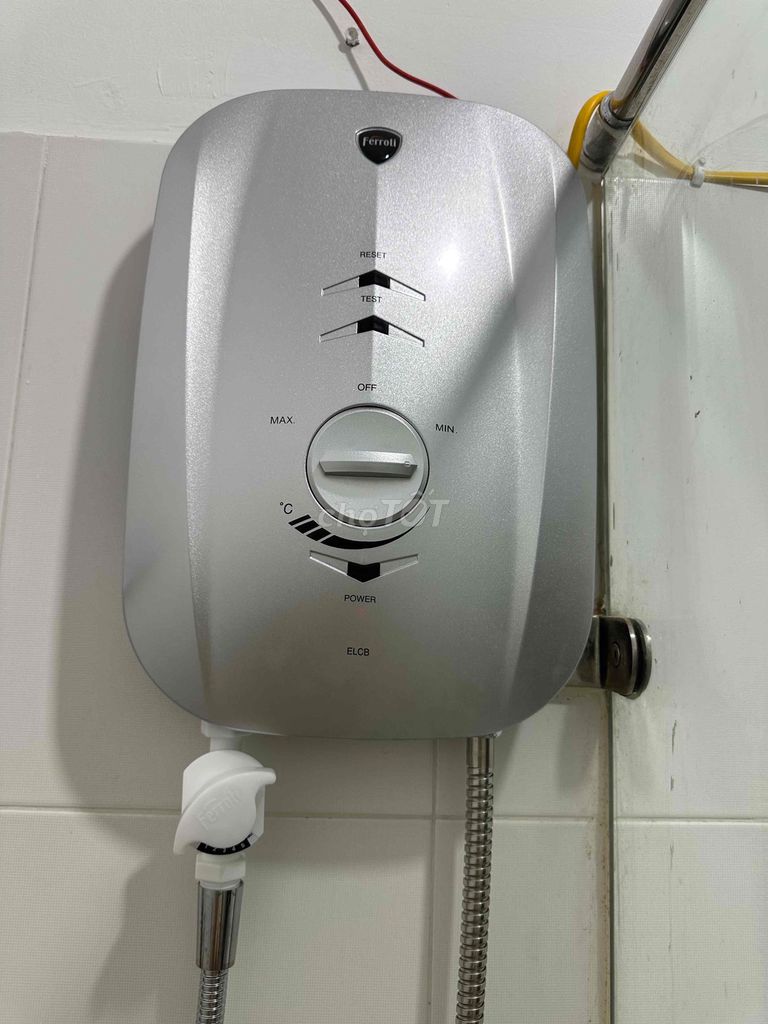 Máy nước nóng Ferroli Bạc. Mua bán Thiết bị vệ sinh, nhà tắm tại Thành phố Thủ Đức Tp Hồ Chí Minh được đăng bởi Lê Hoài Ngọc Tú hình 1
