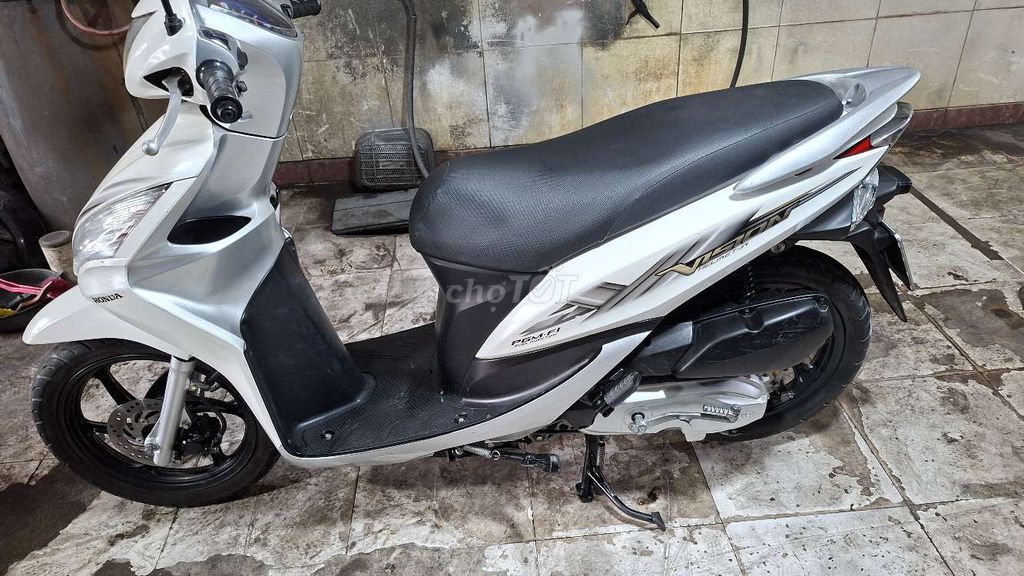 Bán Honda Vision FI đời 2013 giấy tờ hợp lệ. Mua bán Xe máy tại Quận Tân Bình Tp Hồ Chí Minh được đăng bởi Đình Khương hình 5