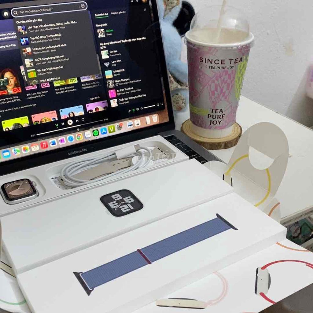 Apple Watch SE 2 Bạc. Mua bán Thiết bị đeo thông minh tại Quận Nam Từ Liêm Hà Nội được đăng bởi Thảo Vân hình 1