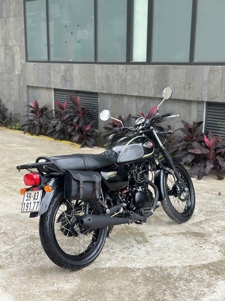 Kawasaki W175 siêu phẩm có trả góp trao đổi ✅. Mua bán Xe máy tại Quận Hoàng Mai Hà Nội được đăng bởi Phú Lý hình 7