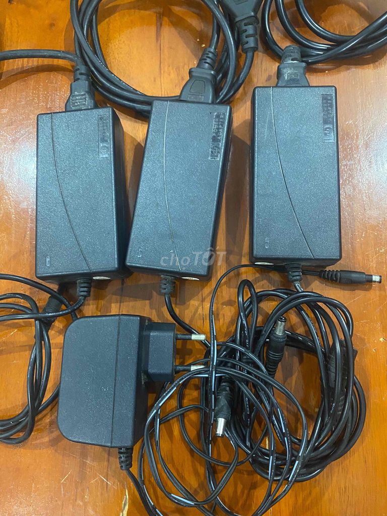 Thanh lý Adapter 12V 2A zin cho màn hình, camera,. Mua bán Phụ kiện (Màn hình, Chuột...) tại Thành phố Thái Bình Thái Bình được đăng bởi A Ban hình 1