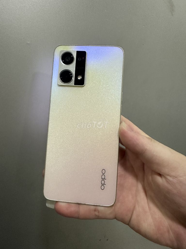 Oppo Reno 8 256GB Vàng. Mua bán Điện thoại tại Quận 11 Tp Hồ Chí Minh được đăng bởi Phạm Phạm hình 1
