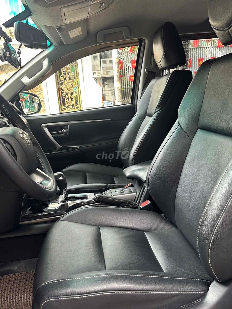 Toyota Fortuner 2.4AT 4x2 sx 2022 máy dầu. Mua bán Ô tô tại Quận Cầu Giấy Hà Nội được đăng bởi Cao Quý hình 10
