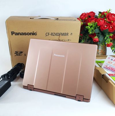 Panasonic CF RZ4 premium Fullbox New