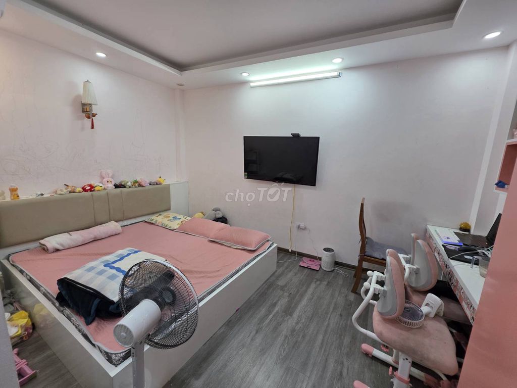 Bán nhà Phố Bắc Cầu, ĐẤT Ở LÂU NĂM 45m2- 4 tầng- 3 ngủ- 5tỷ hơn, ô tô. Mua bán nhà ở tại Quận Long Biên Hà Nội được đăng bởi Thúy Long Biên hình 4