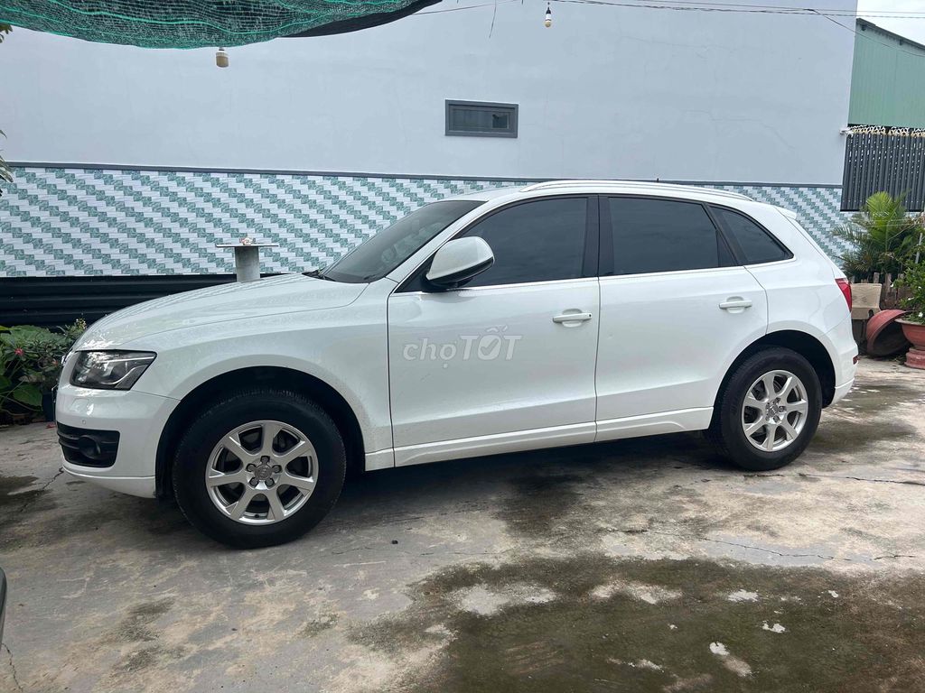 Audi Q5 2012 2.0T Premium Quattro - 100 km. Mua bán Ô tô tại Huyện Củ Chi Tp Hồ Chí Minh được đăng bởi A Phong hình 9