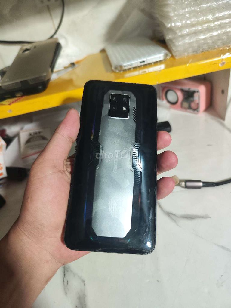 Redmagic 7 Pro 256GB Đen Đã sử dụng. Mua bán Điện thoại tại Quận Tân Phú Tp Hồ Chí Minh được đăng bởi huy  hình 1