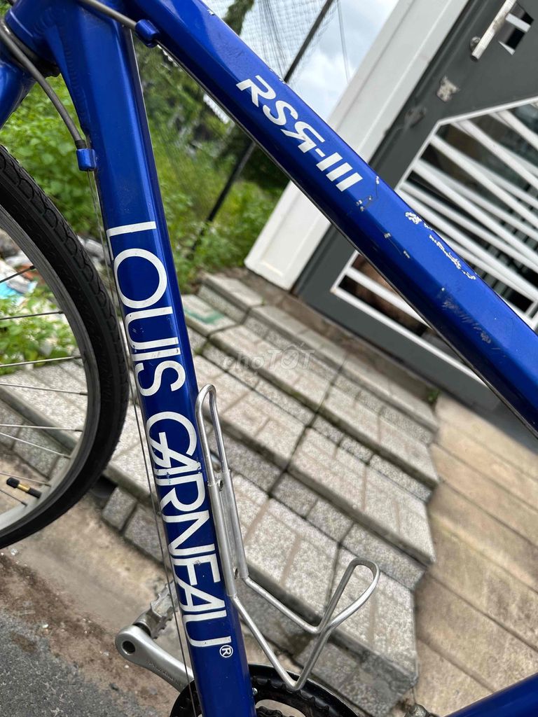 Cần bán xe đạp Louis Garneau (Canada)