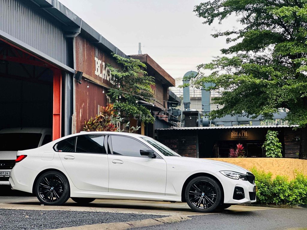 💯BMW 320i MSPORT TRẮNG/ĐEN 2022 ĐẸP CHẤT. Mua bán Ô tô tại Thành phố Thủ Đức Tp Hồ Chí Minh được đăng bởi Hứa Bửu hình 3