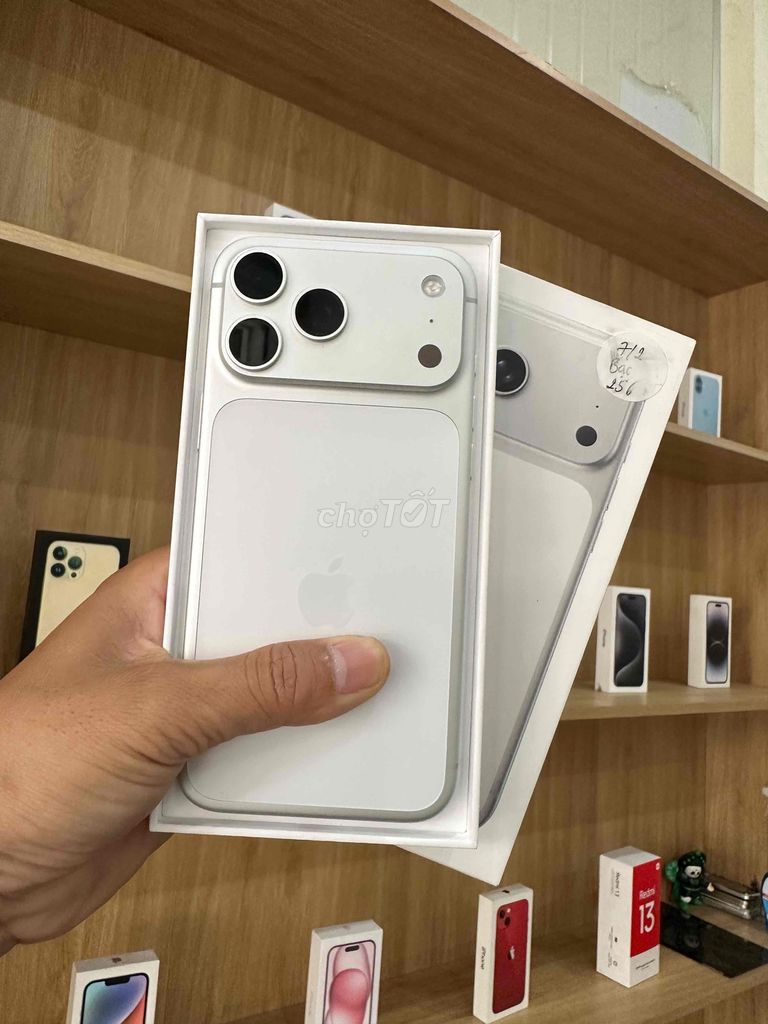 Apple iPhone 17 Pro Max 256GB Bạc Đẹp keng. Mua bán Điện thoại tại Huyện Châu Thành Tây Ninh được đăng bởi Sang Võ hình 1