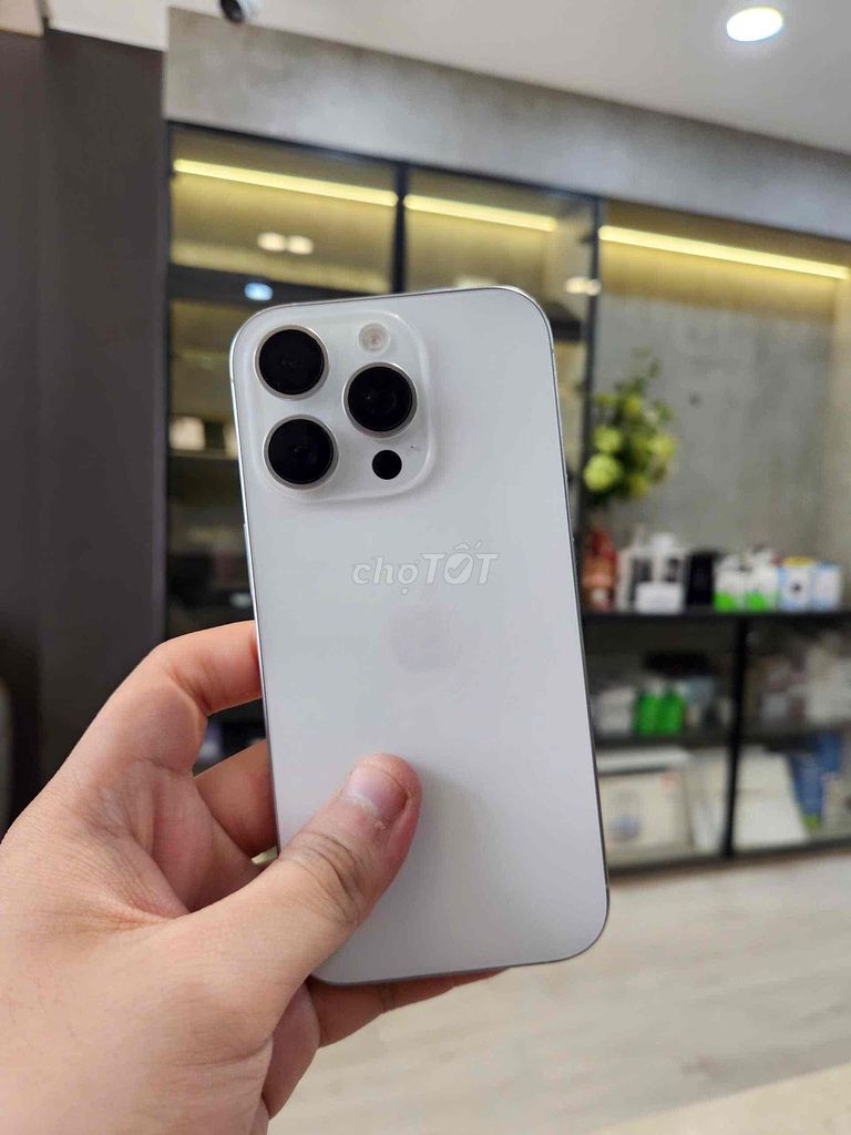 Apple iPhone 16 Pro 256GB Trắng VN/A Like New. Mua bán Điện thoại tại Quận 8 Tp Hồ Chí Minh được đăng bởi CA REM BÁN TÁO hình 1