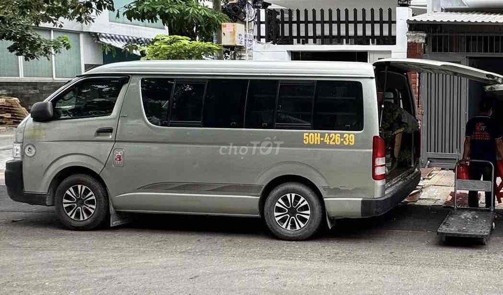 Toyota Hiace 2010 - 230000 km. Mua bán Ô tô tại Quận 12 Tp Hồ Chí Minh được đăng bởi Chang hình 5