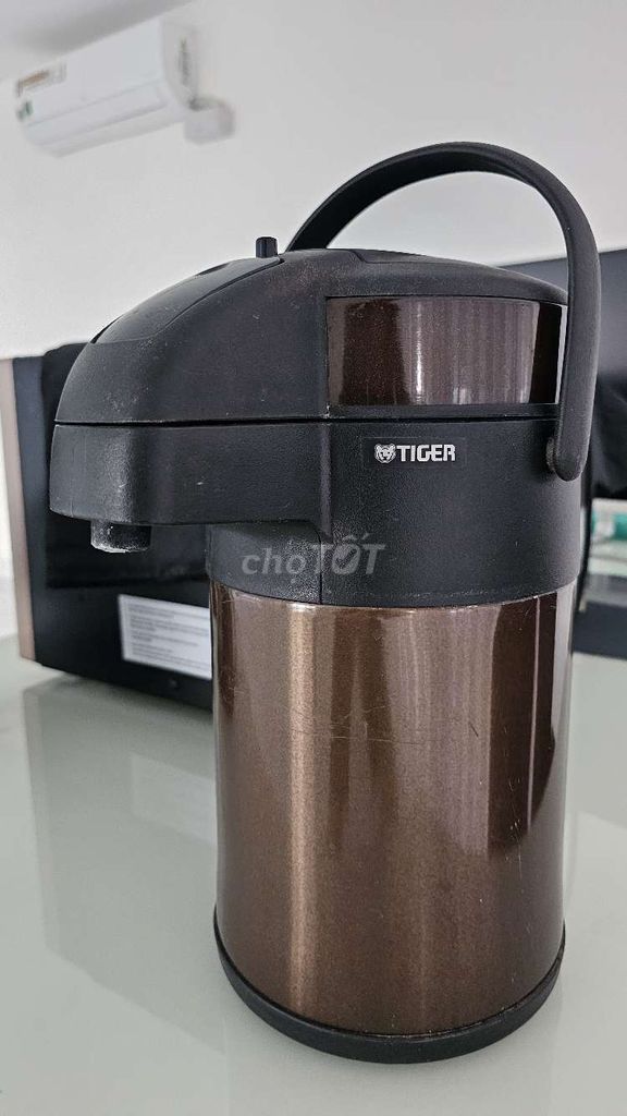 Bình giữ nhiệt Tiger Nâu. Mua bán Dụng cụ nhà bếp tại Huyện Nhà Bè Tp Hồ Chí Minh được đăng bởi Teddy hình 1
