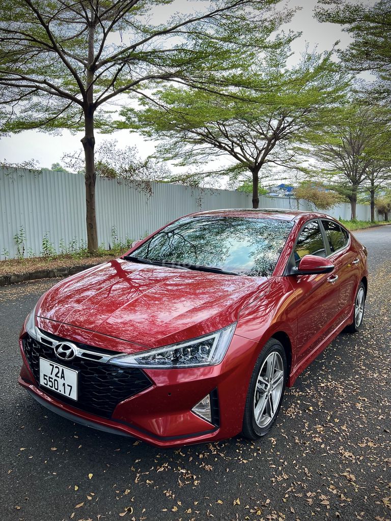 Hyundai Elantra 2021 1.6 AT Sport - 73999 km