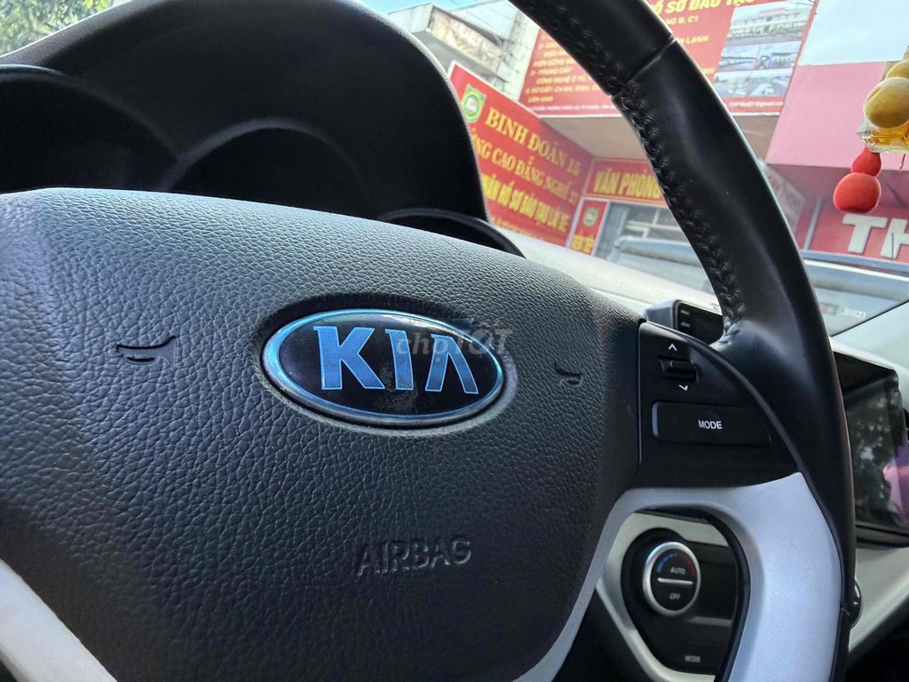 Kia Picanto 2014 S AT - 56000 km. Mua bán Ô tô tại Thành phố Pleiku Gia Lai được đăng bởi minh hình 3