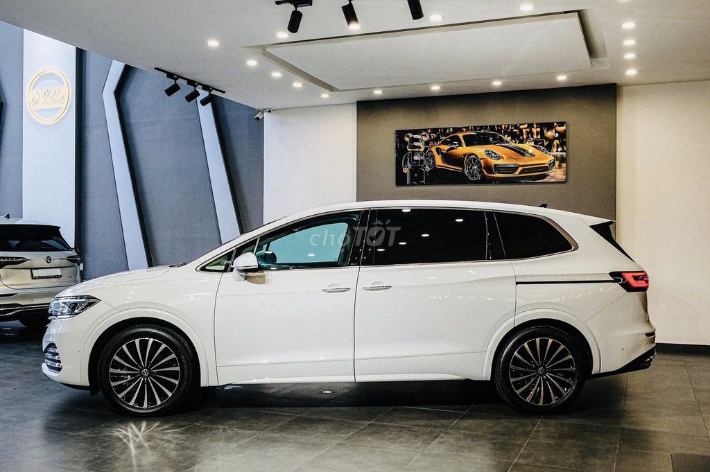 Volkswagen Viloran Luxury 2024 siêu lướt. Mua bán Ô tô tại Quận 7 Tp Hồ Chí Minh được đăng bởi Thanh Tùng NSG hình 3