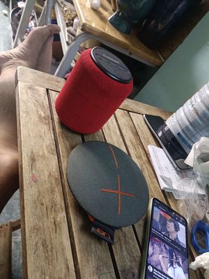 Thanh lý loa ue và loa tronsmart t6mini. Mua bán Tivi, Âm thanh tại Quận Bình Thạnh Tp Hồ Chí Minh được đăng bởi nguyen nguyen
