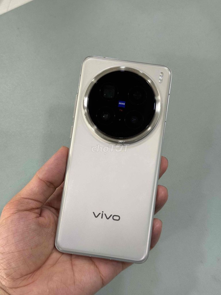 Vivo X200 Pro 16GB/512GB Bạc 94%. Mua bán Điện thoại tại Thành phố Thủ Đức Tp Hồ Chí Minh được đăng bởi Quốc Anh Store hình 1
