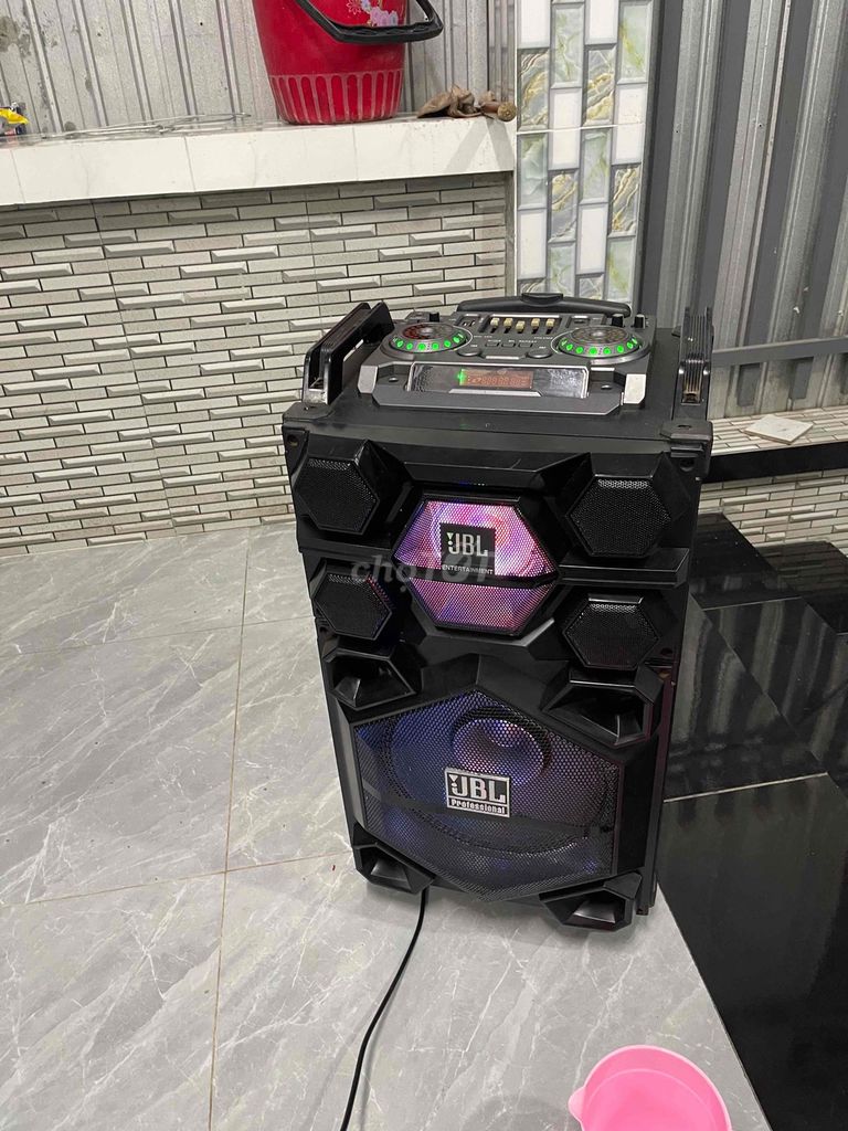 Loa karaoke JBL Đen 2 micro. Mua bán Tivi, Âm thanh tại Quận Bình Thuỷ Cần Thơ được đăng bởi Apple quốc tế hình 1