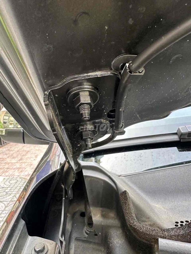 Ford Everest 2022 Titanium 2.0L 4x2 AT - 24000 km. Mua bán Ô tô tại Quận Nam Từ Liêm Hà Nội được đăng bởi Tên chưa cung cấp hình 8