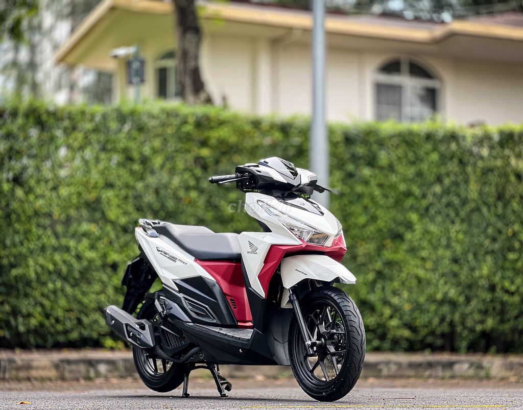 Vario 150cc 2017 odo lướt 3.400km zin chính chủ. Mua bán Xe máy tại Quận 7 Tp Hồ Chí Minh được đăng bởi Lê Văn Đạt hình 2