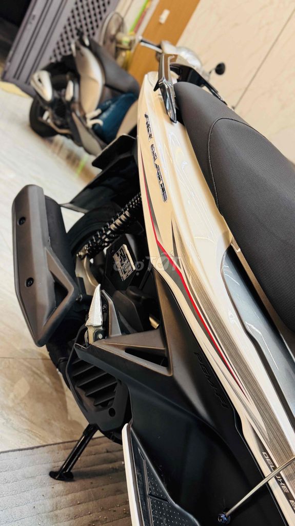 Honda AirBlade 125cc Trắng xám - BSTP. Mua bán Xe máy tại Quận Tân Phú Tp Hồ Chí Minh được đăng bởi Phan Văn Thức  hình 12