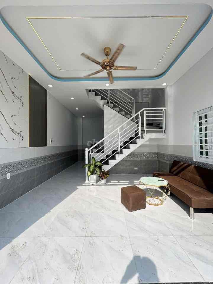 Nhận Sơn Nhà. Sửa Nhà Theo Yêu Cầu.. Dịch vụ nhà cửa khác tại Quận 10 Tp Hồ Chí Minh được đăng bởi Lý Hải hình 1