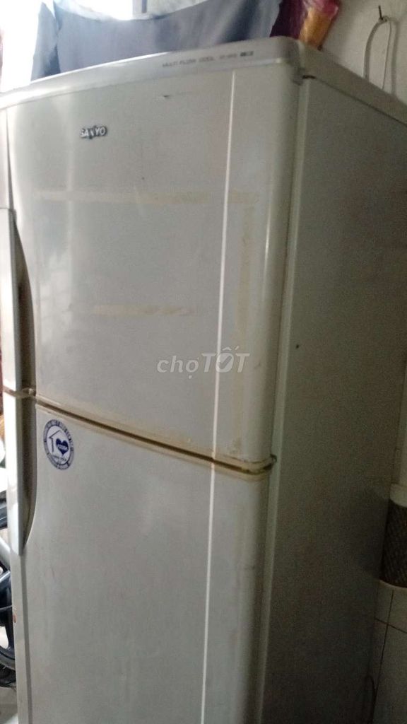 Tủ lạnh Sanyo y như hình - 900k. Mua bán Tủ lạnh tại Quận Ninh Kiều Cần Thơ được đăng bởi  Trí hình 1