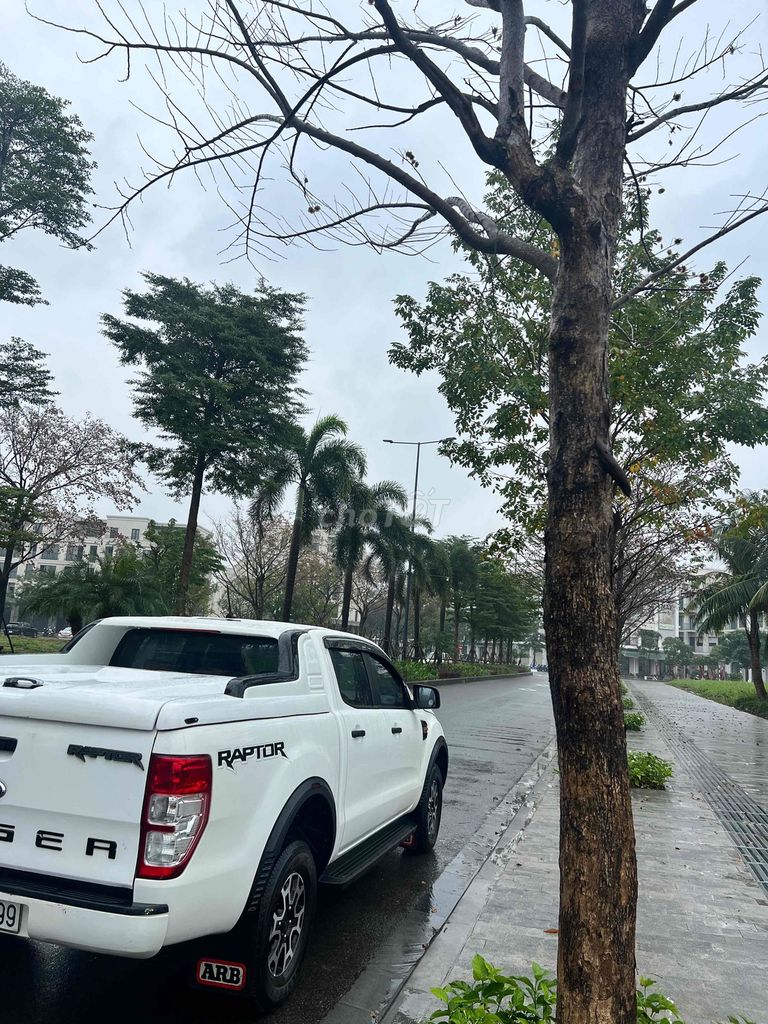 Ford Ranger Raptor Trắng 80000 km. Mua bán Ô tô tại Quận Hoàng Mai Hà Nội được đăng bởi Nguyễn Nam hình 5