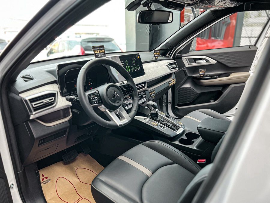 XFORCE TRẢ TRƯỚC CHƯA ĐẾN 100 TRIỆU NHẪN XE NGAY. Mua bán Ô tô tại Quận 1 Tp Hồ Chí Minh được đăng bởi Mitsubishi Trần Hưng Đạo hình 7