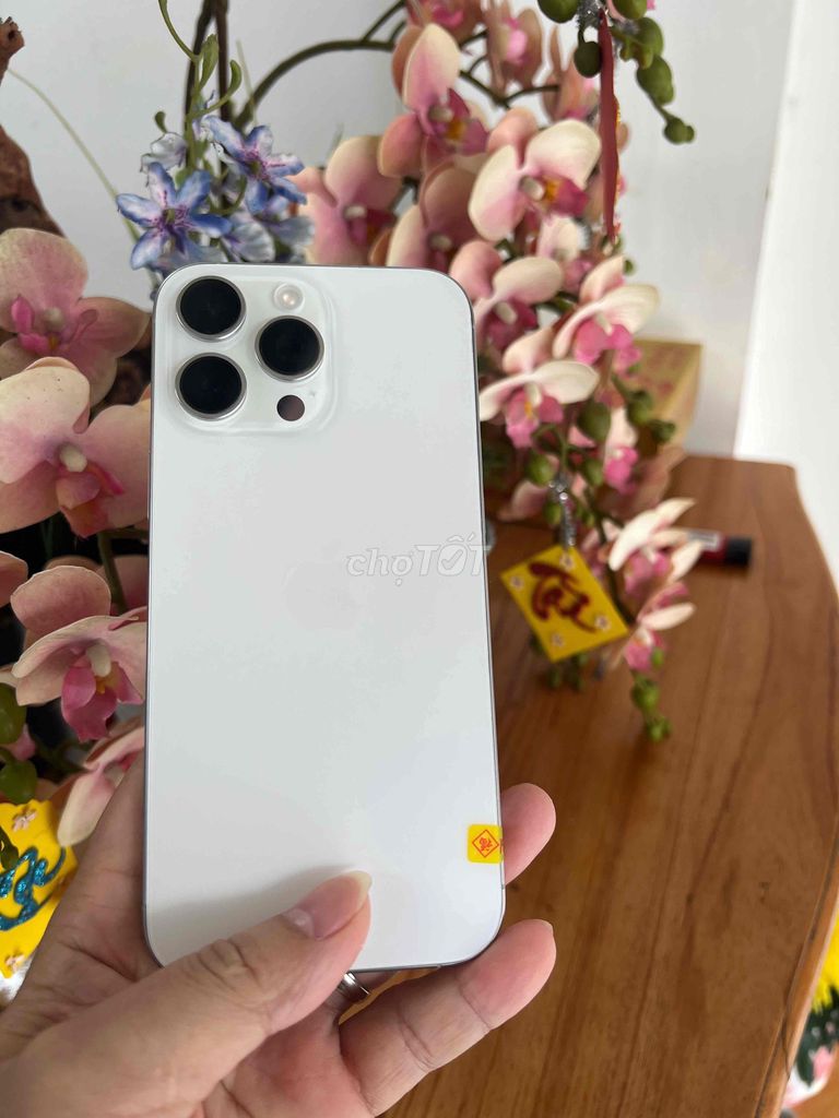 Apple iPhone 16 Pro Max Trắng Mỹ quốc tế. Mua bán Điện thoại tại Thành phố Buôn Ma Thuột Đắk Lắk được đăng bởi Tèo Điện Thoại  hình 1